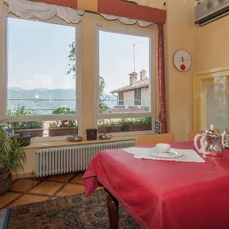 La Torretta Di Via Tassis Bed & Breakfast Bergamo